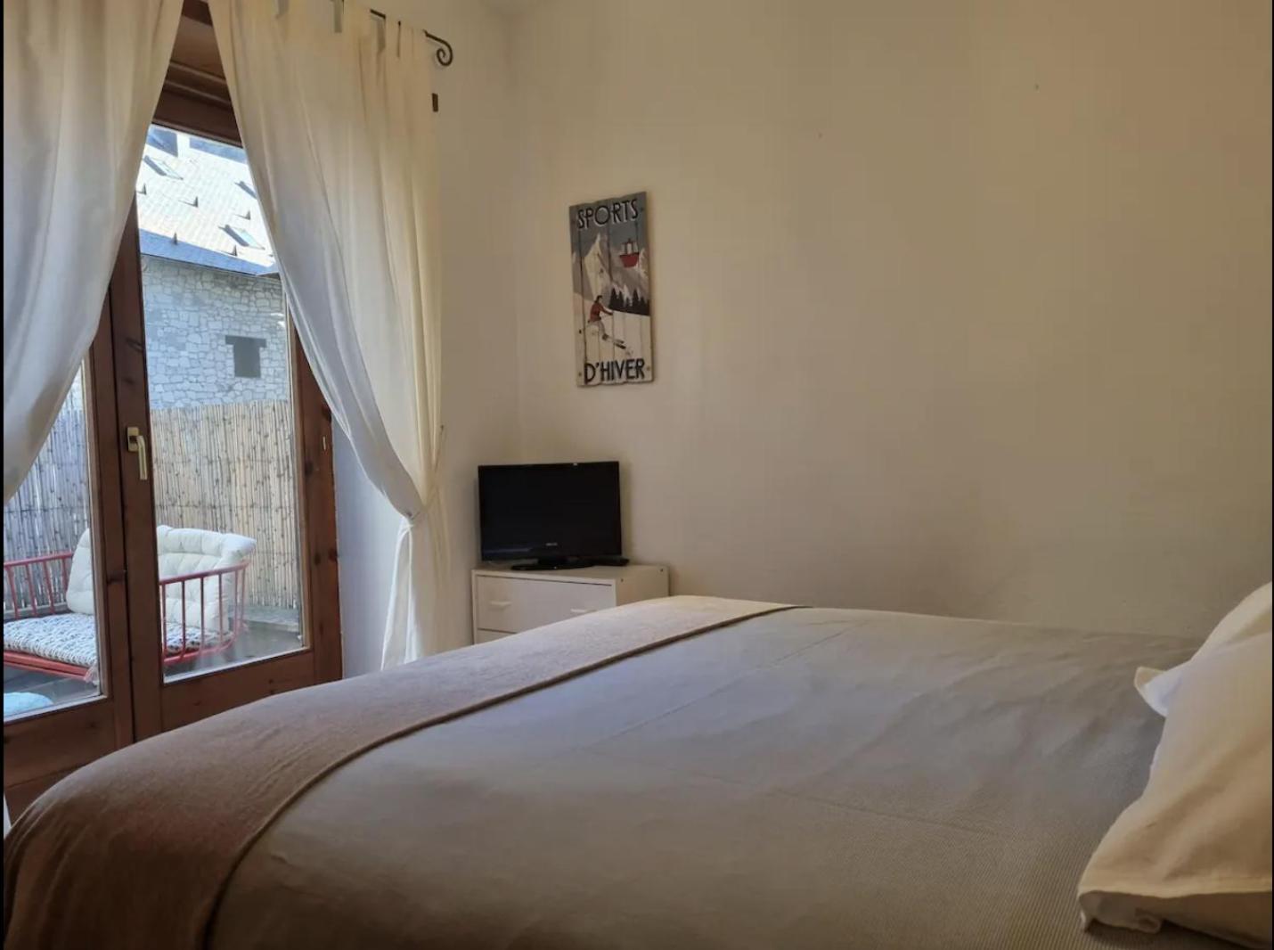 Ferienwohnung Check-In Casas El Rincon Benasque Exterior foto